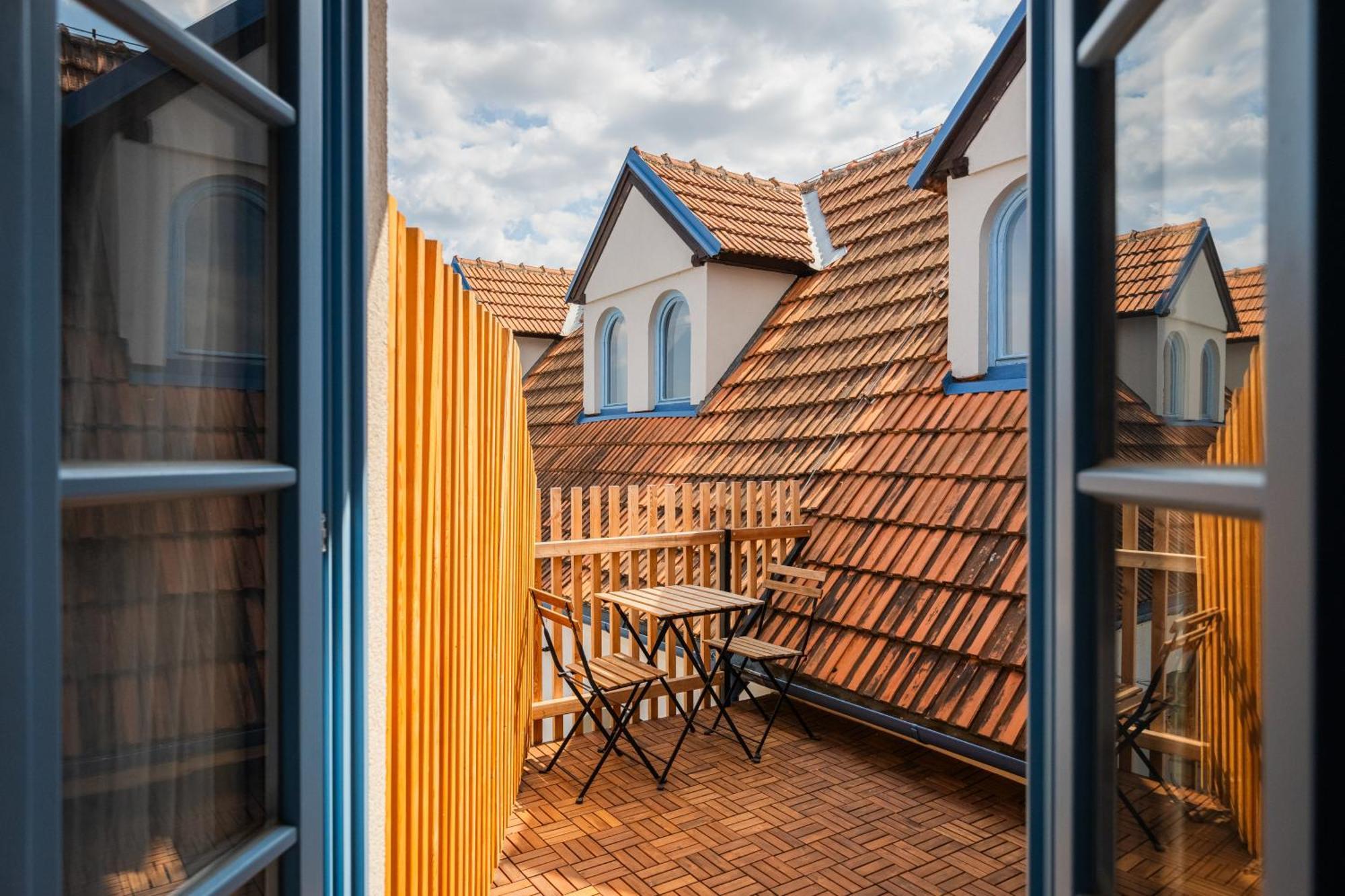 Naturalni Vinarstvi Tomas Krizek, Penzion Dvorek Dolni Dunajovice Exterior photo